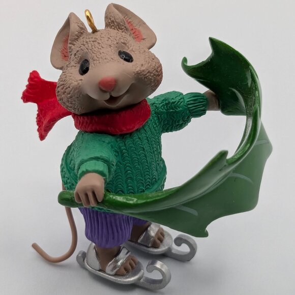 Hallmark Keepsake Breezin' Along 1997, Vintage Christmas Ornament - Picture 1 of 11